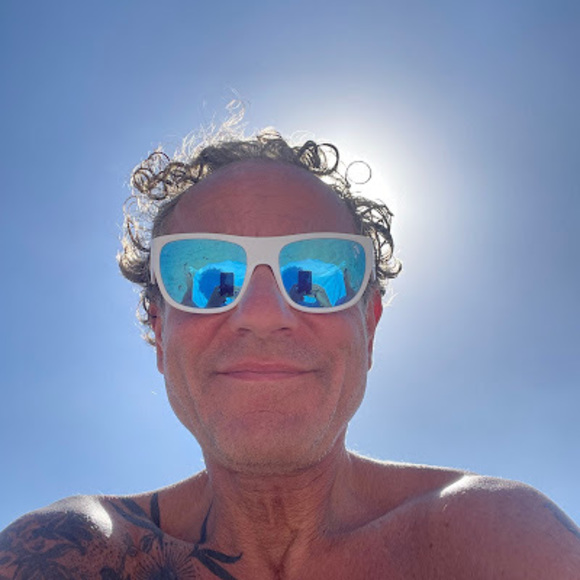 Meet your Posher, Guy - Picture 1 of 1